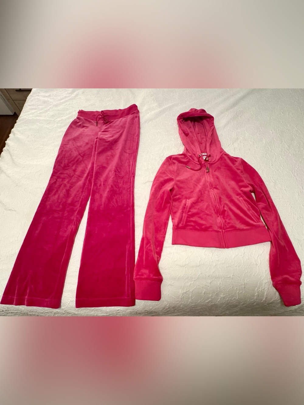 Juicy Couture Hot Pink Velour Rhinestone Logo Hoodie & Pants Set - Picture 2 of 4